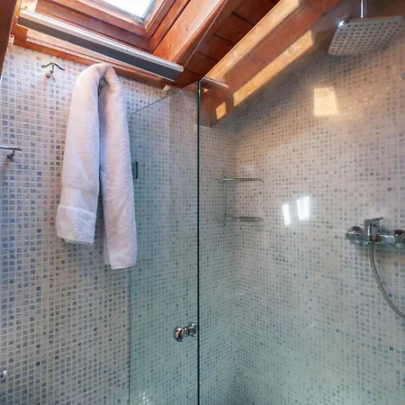 Holiday home Awesome In Roncosambaccio With Kitchen *