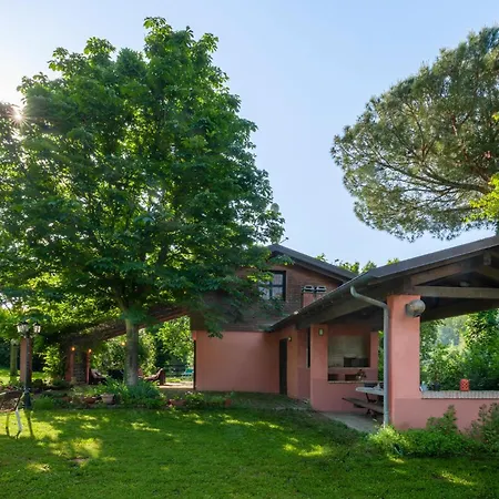 Awesome In Roncosambaccio With Kitchen Trebbiantico